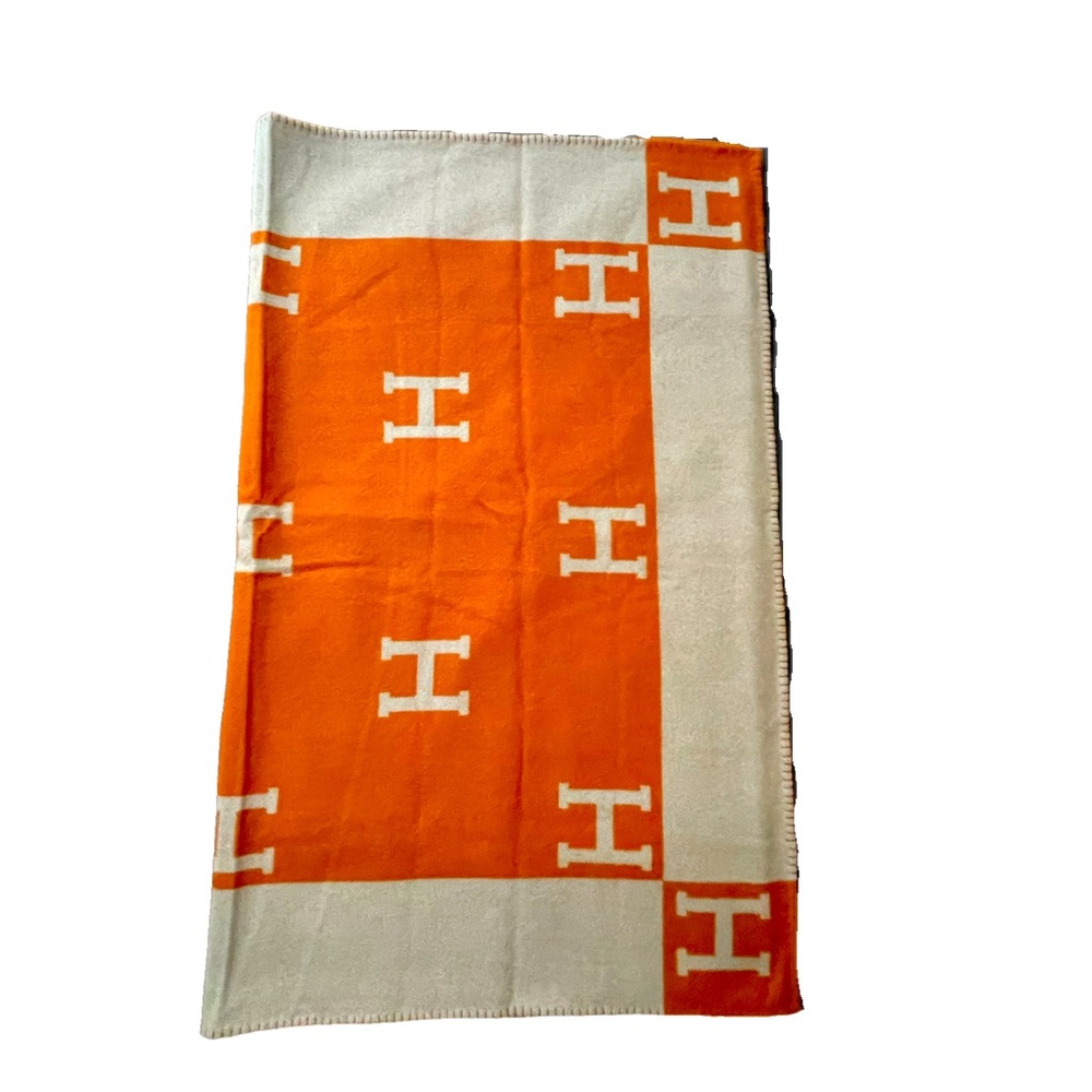 Hermes Avalon Blanket Orange in Pristine Condition